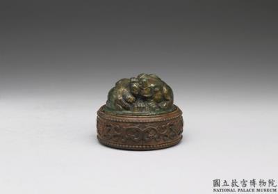 图片[2]-Weight in the shape of an auspicious animal, Han dynasty (206 BCE–220 CE)-China Archive